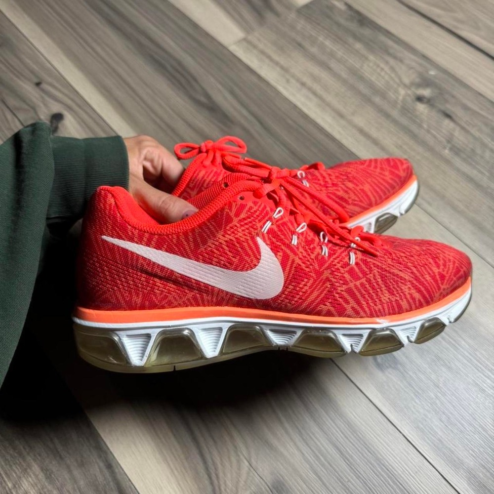 Nike Tailwind 8 red sneakers with white Nike swoosh